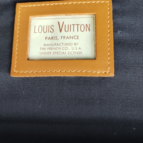 Louis Vuitton Saks Fifth Avenue Soft Sided Suitcase - Picture 8 of 17